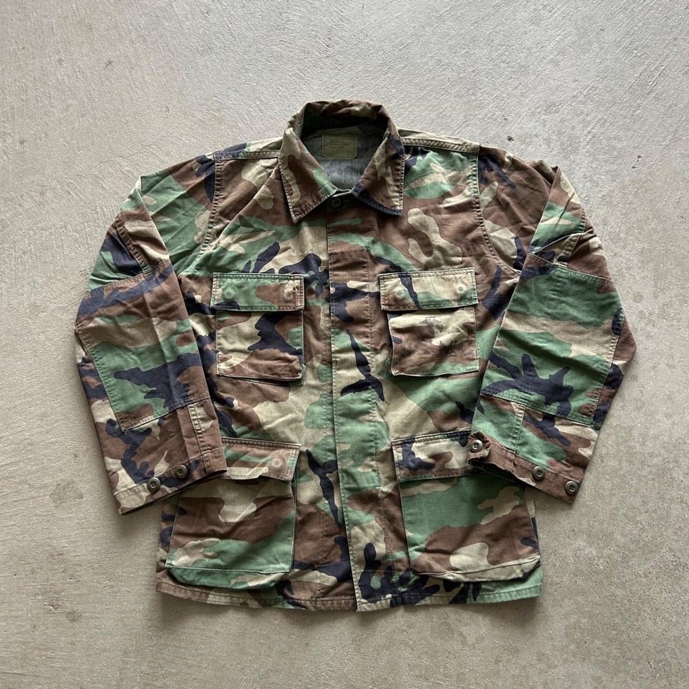 Vintage 90s Woodland Camo Military Field Jacket Size Small USMC Stencil Cargo